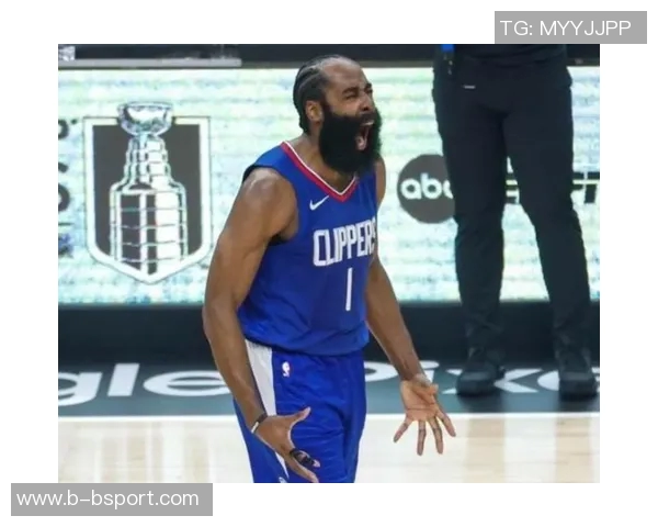 哈登称小卡夏季苦练展现侵略性已恢复赛季最佳状态 哈登称小卡夏季苦练展现侵略性已恢复赛季最佳状态