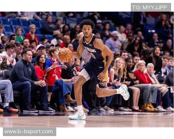 墨菲稳定发挥全场14投8中贡献20分10篮板2助攻助力球队胜利