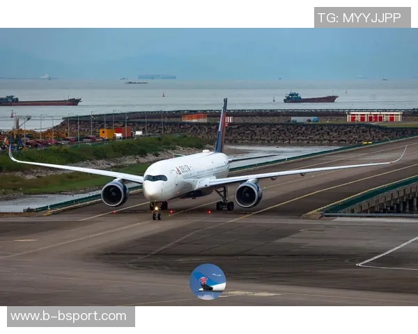 篮网队抵达澳门备战中国赛名宿卡特亲临助阵激励球员 篮网队抵达澳门备战中国赛名宿卡特亲临助阵激励球员