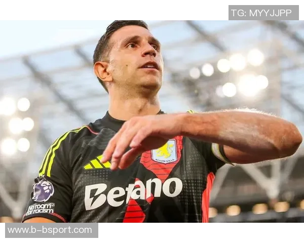 英超11月最佳球员候选名单揭晓萨卡大马丁罗伯特桑切斯争夺荣誉