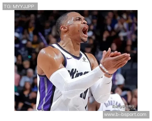 威少赞考德威尔多面影响力称其应保持自我风格助球队