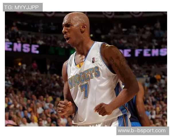 比卢普斯谈季前赛首发轮换希望球迷理性解读球队策略 比卢普斯谈季前赛首发轮换希望球迷理性解读球队策略